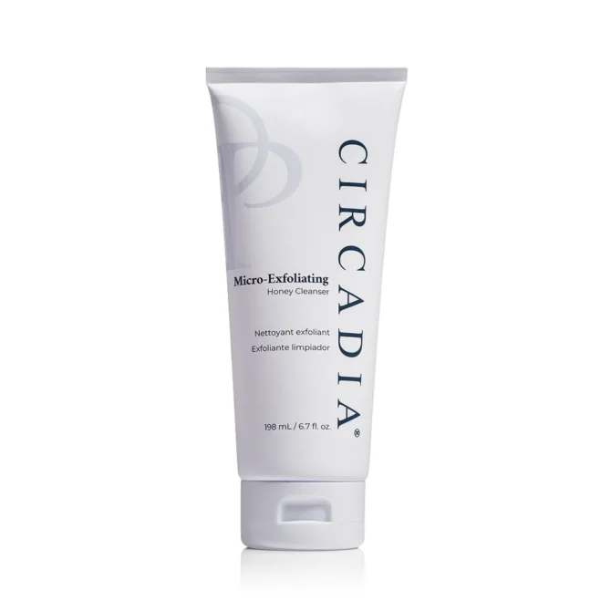 Medaus gelis-mikrošveitiklis veido odai | Micro-Exfoliating Honey Cleanser